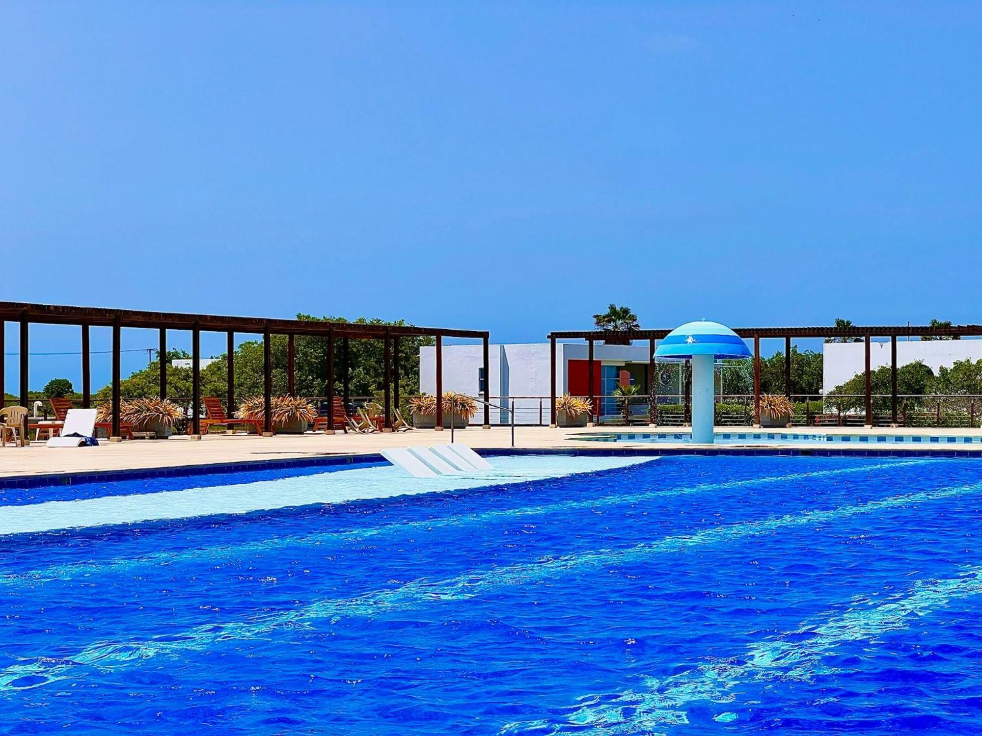 Hotel Marina Puerto Velero